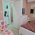 Crystal Es Susanne Panzio Bed and Breakfast