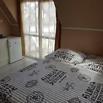 Crystal Es Susanne Panzio Bed and Breakfast