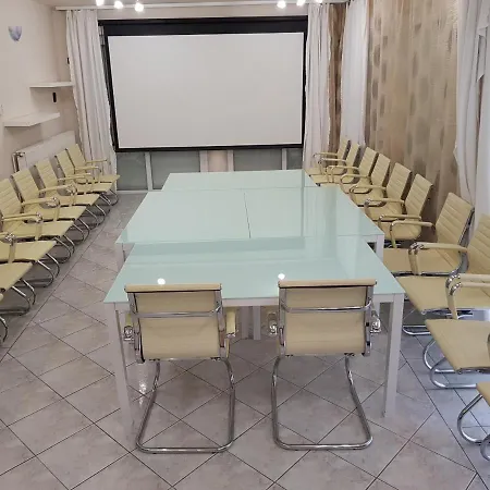 Crystal Es Susanne Panzio Siófok