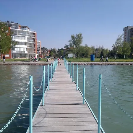 Oda ve Kahvaltı Crystal Es Susanne Panzio