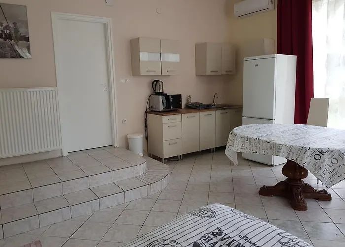 ベッド・アンド・ブレックファスト Crystal Es Susanne Panzio 4*