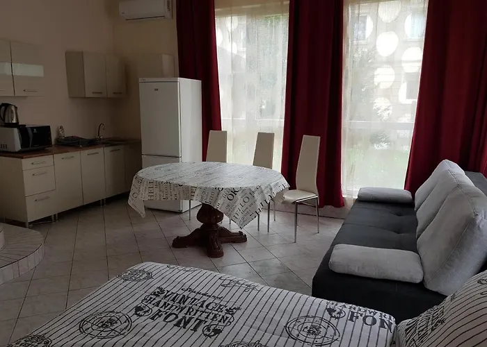 Crystal Es Susanne Panzio ベッド・アンド・ブレックファスト 4*