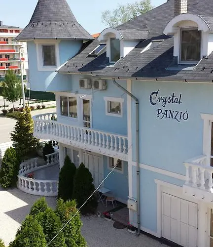 Crystal Es Susanne Panzio Siófok