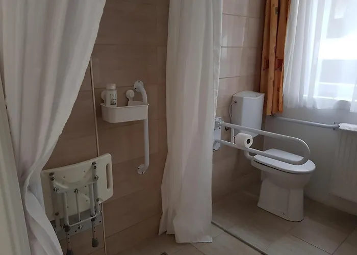 Crystal Es Susanne Panzio