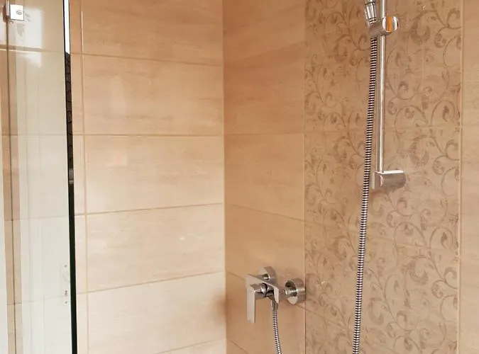 Crystal Es Susanne Panzio ベッド・アンド・ブレックファスト 4*