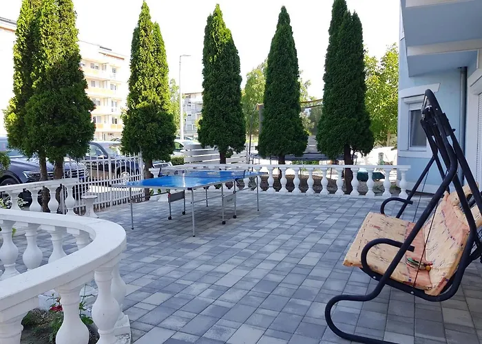 Crystal Es Susanne Panzio シオーフォク