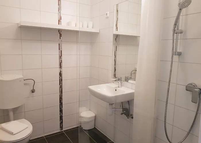 Crystal Es Susanne Panzio Bed & Breakfast 4*