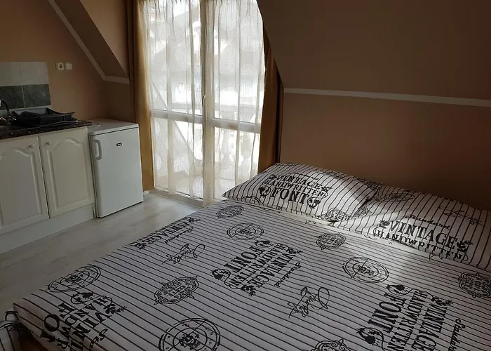 Crystal Es Susanne Panzio Bed & Breakfast